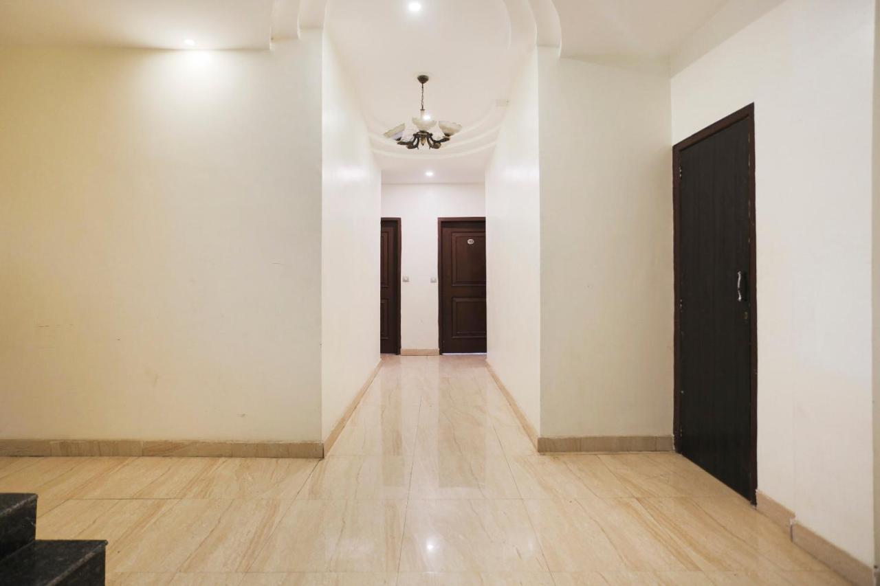 Capital O The Nest Expo Near Pvr Ansal Plaza Greater Noida Hotel Ngoại thất bức ảnh